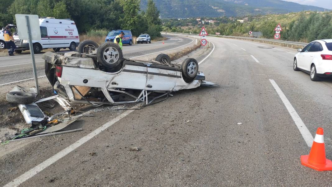 Karabük'te 2 ayrı trafik kazası: 3'ü çocuk 7 yaralı 8